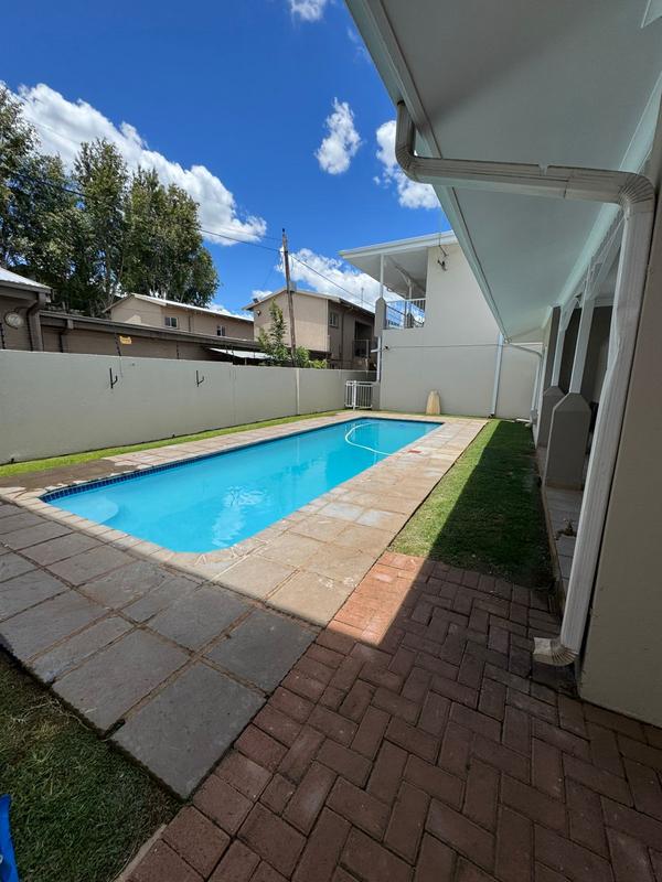 To Let 2 Bedroom Property for Rent in Die Bult North West